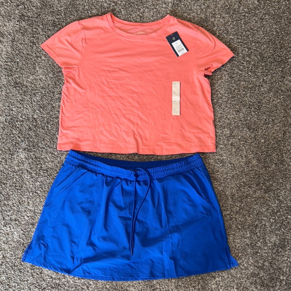 XL Coral Tee and Blue athletic Skirt Set NWT